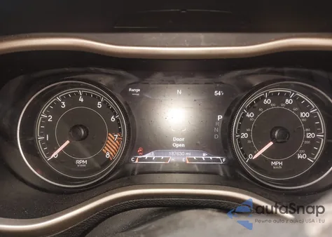 2014 Jeep Cherokee Limited z USA, uszkodzony, nr VIN 1C4PJMDS9EW240621